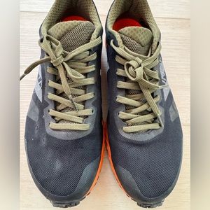 Undefeated Nike size 8